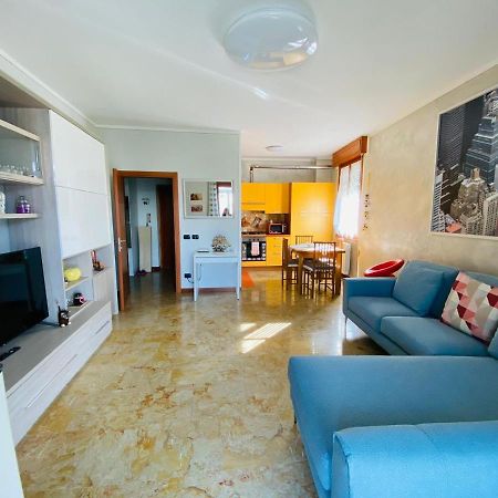 Myhouse Apartment Sulzano Luaran gambar